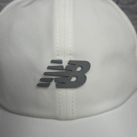 NWT New Balance Unisex 6 Panel Performance Cap V2 Hat One Size (WHT) (LAH51007) - Picture 5 of 14